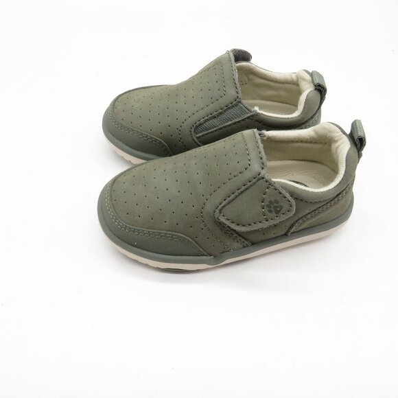 Hush Puppies Olive Green Perforated Slip-On Shoes For Boys Size 5 NEW - Picture 3 of 8